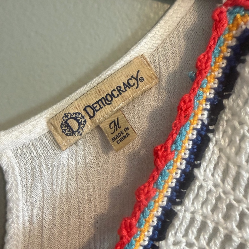 Democracy White Boho Tank Top with Multicolor Crochet Detail size medium - Picture 8 of 12